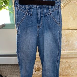 Hollis yet- ultra high-rise mom jean